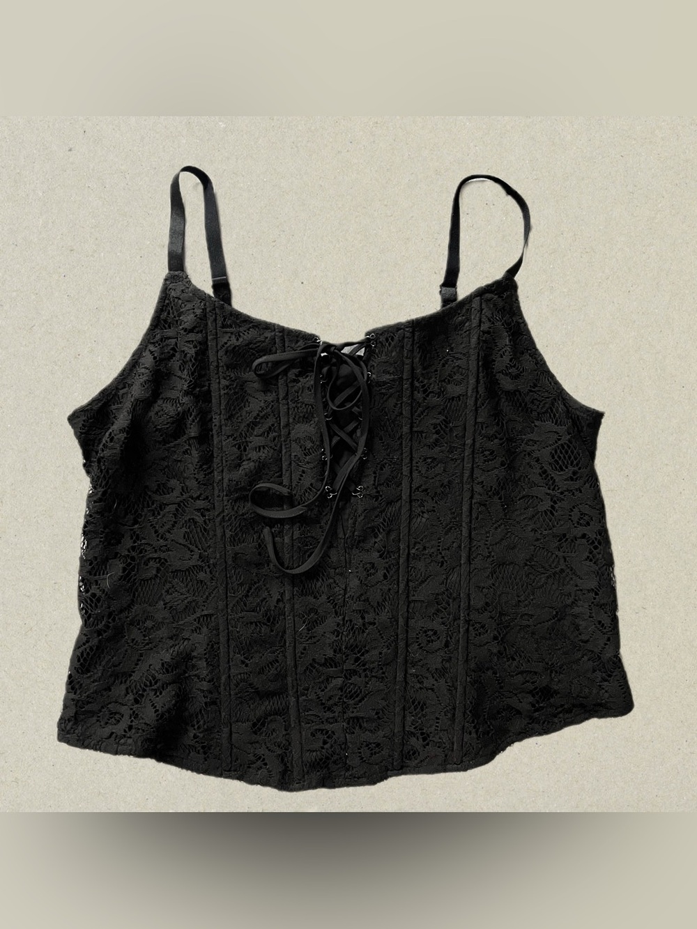 Torrid Black Lace Corset Crop Top size 00 (10)